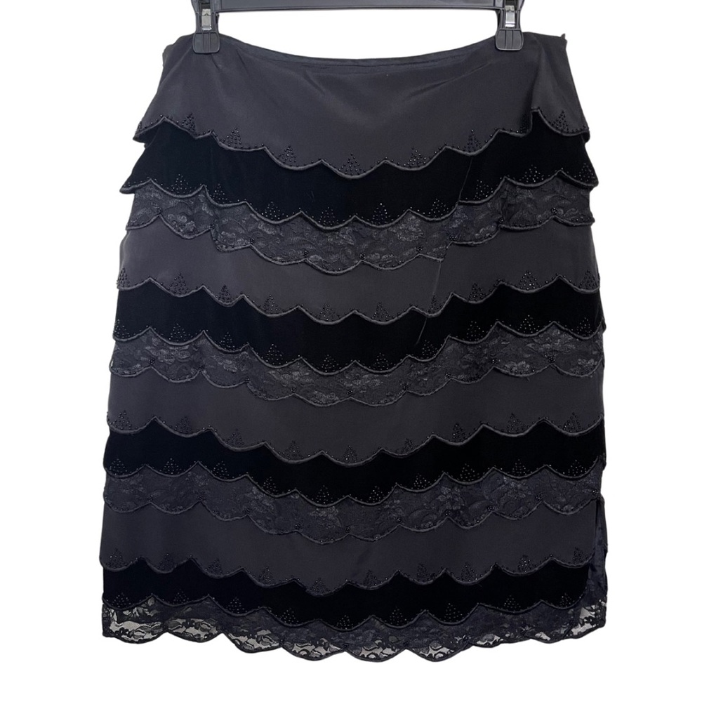 CHETTA B Sherrie Bloom x Peter Noviello Silk Beaded Scallop Tiered Skirt